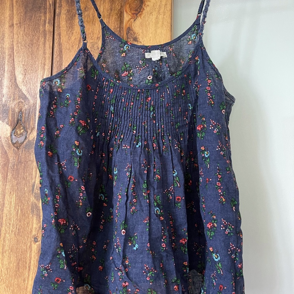 Aerie floral tank.